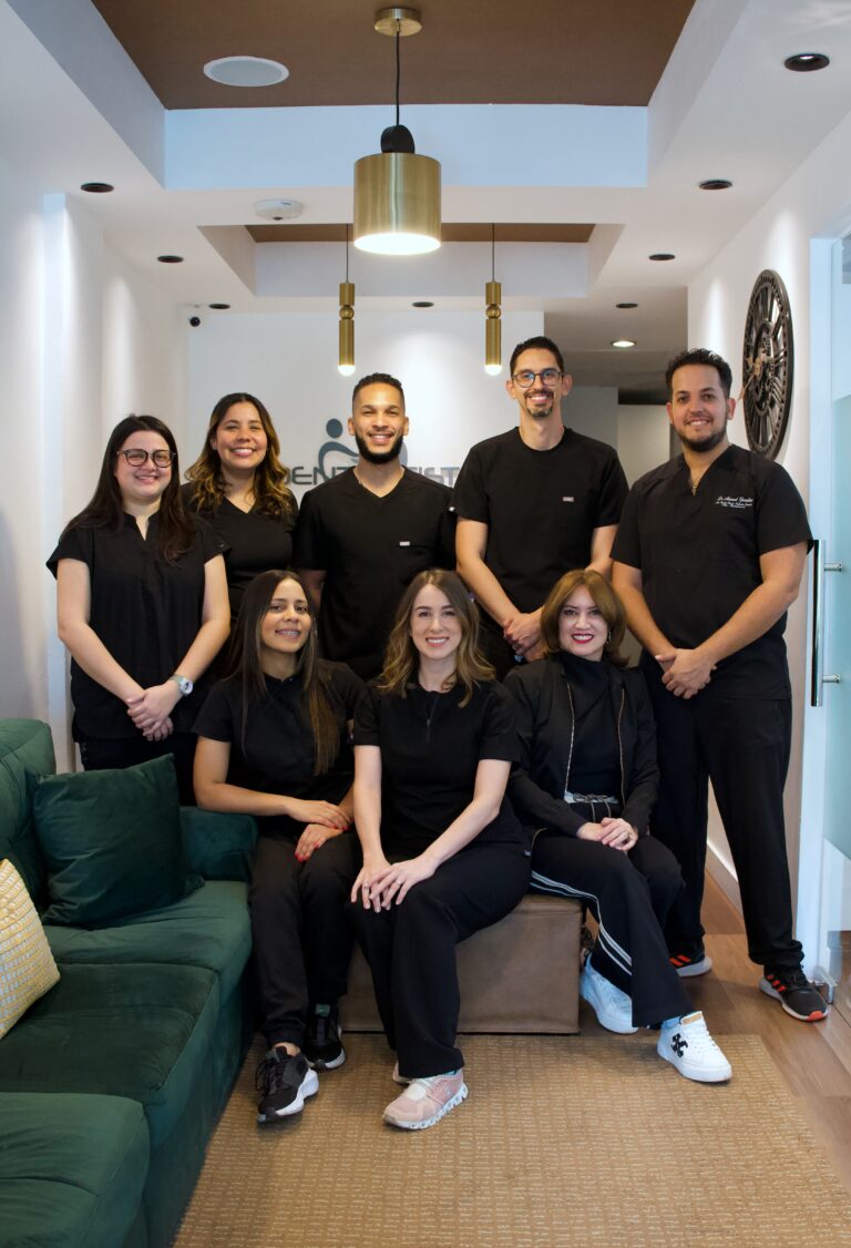 The DentArtist Clinic team